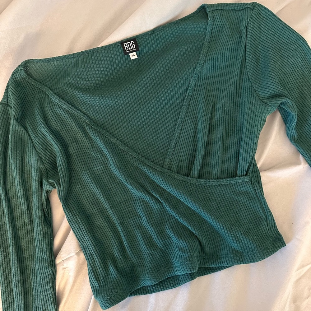 BDG, green, long sleeve crop top